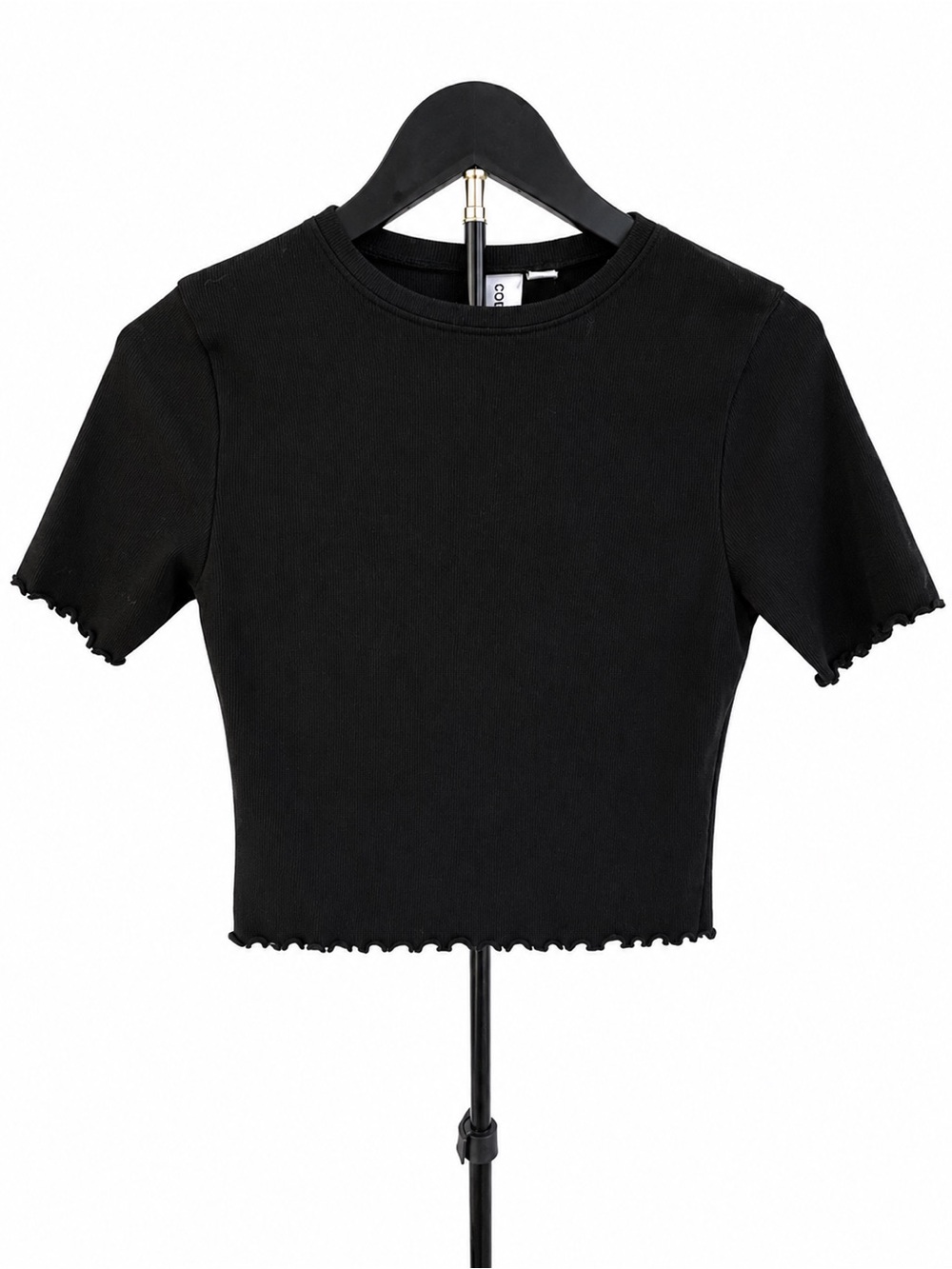 Women's Black Ribbed Lettuce-Edge Crop Top